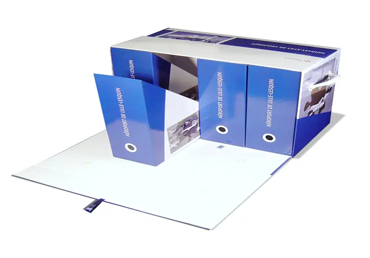 Aéroport de Lille-Lesquin - 2 boite similaire au coffret pour l’impression comprenant des classeurs fermeture par aimant