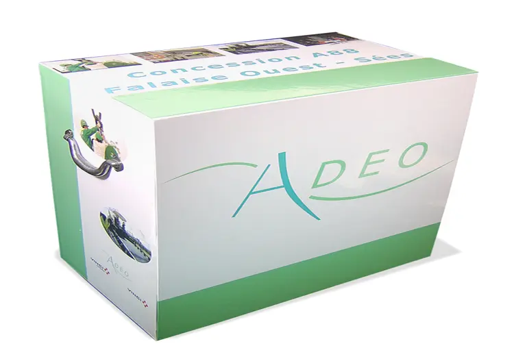 Boite Adeo a rabat aimanté rembordée d’impression numérique pour VINCI a 2 étagères en carton plume rembordé de balacron blanc 4 cales pour contenir classeurs a3 et dos de 80mm et 60mm et 40mm