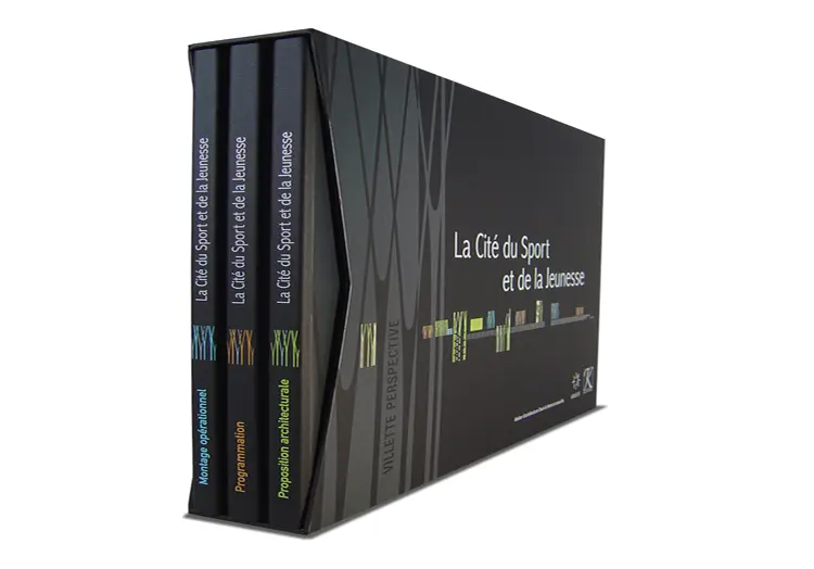 Étuis avec biais rembordé de balacron noir avec sérigraphie comprenant 3 classeurs dos de 40mm avec mécanique
